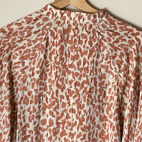 Reiss leopard print long sleeve button front blouse - Picture 4 of 12